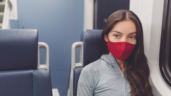 Face mask train red